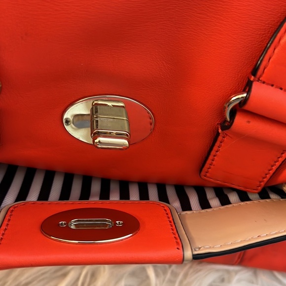 Kate Spade orange crossbody bag - Picture 3 of 7